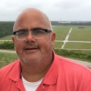 Meet your Posher, Damian t